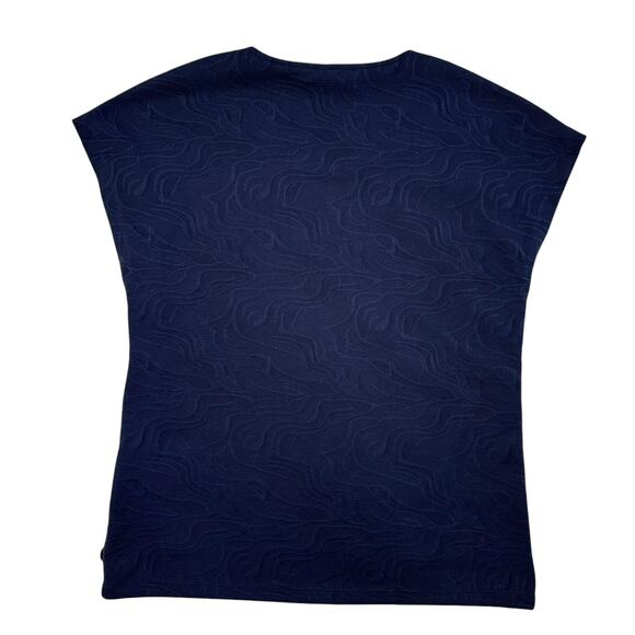 CHICOS Navy Blue Textured Side Button Short Sleeve Knit Blouse Size Medium (1) - Picture 5 of 8